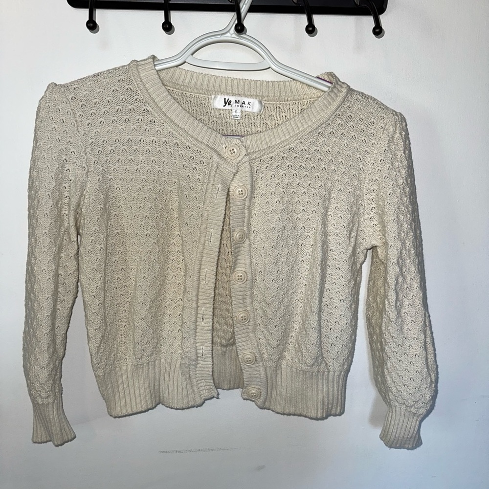 2 Cropped quarter length sleeve cardigans